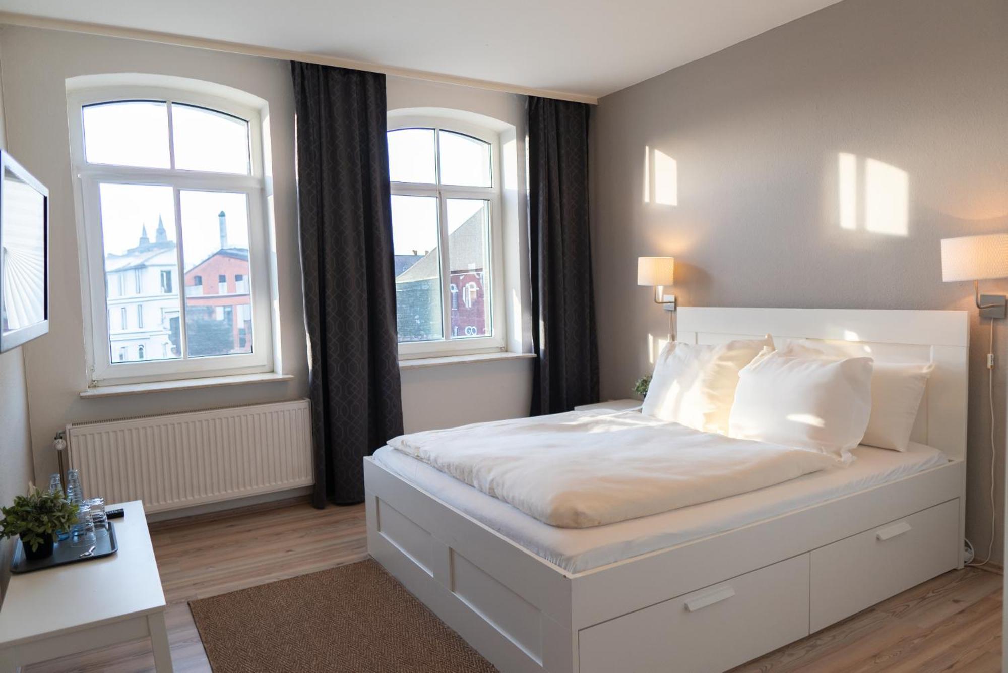 Apartment Hotel Lindeneck Эрфурт Экстерьер фото