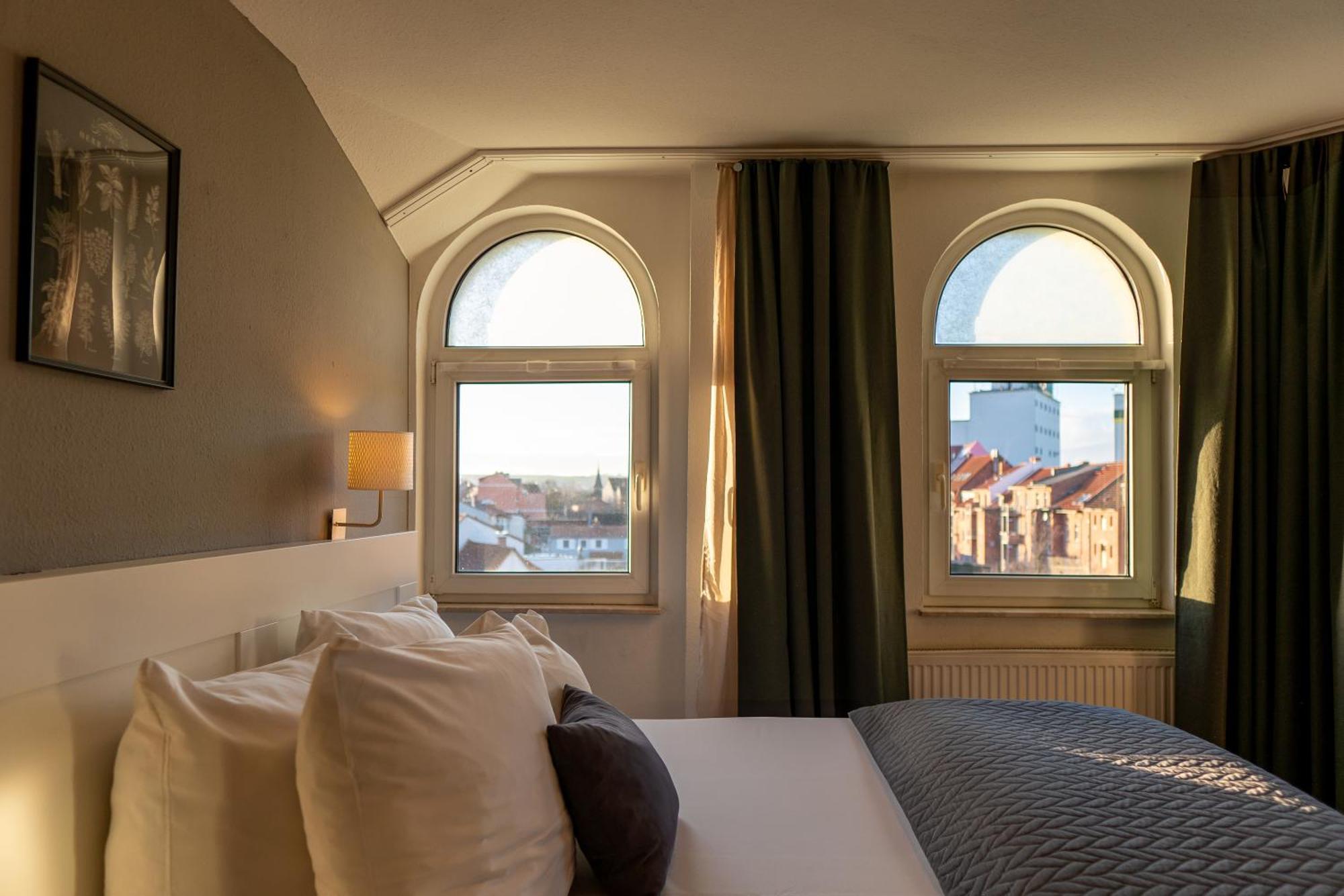 Apartment Hotel Lindeneck Эрфурт Экстерьер фото